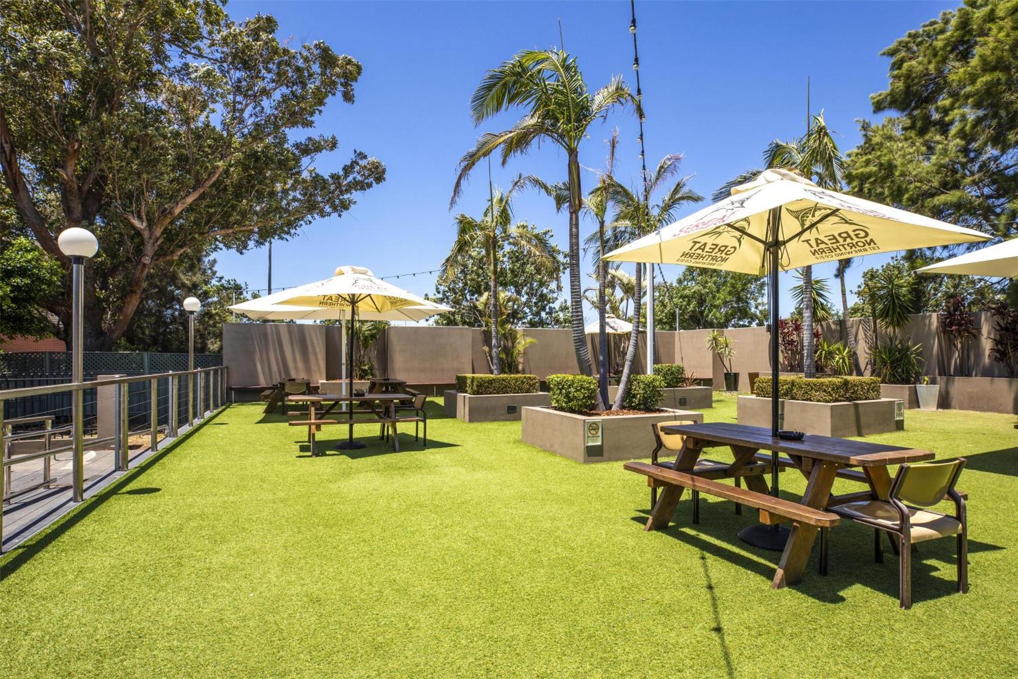 Nightcap At The Charles Hotel Wollongong Exterior photo